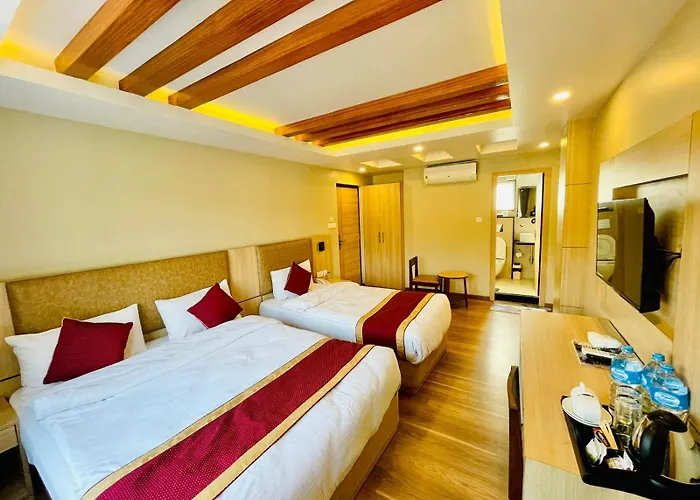 Aerocity Hotel 4*
