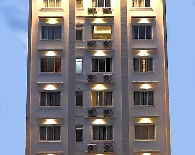 Hotel Aerocity 4*